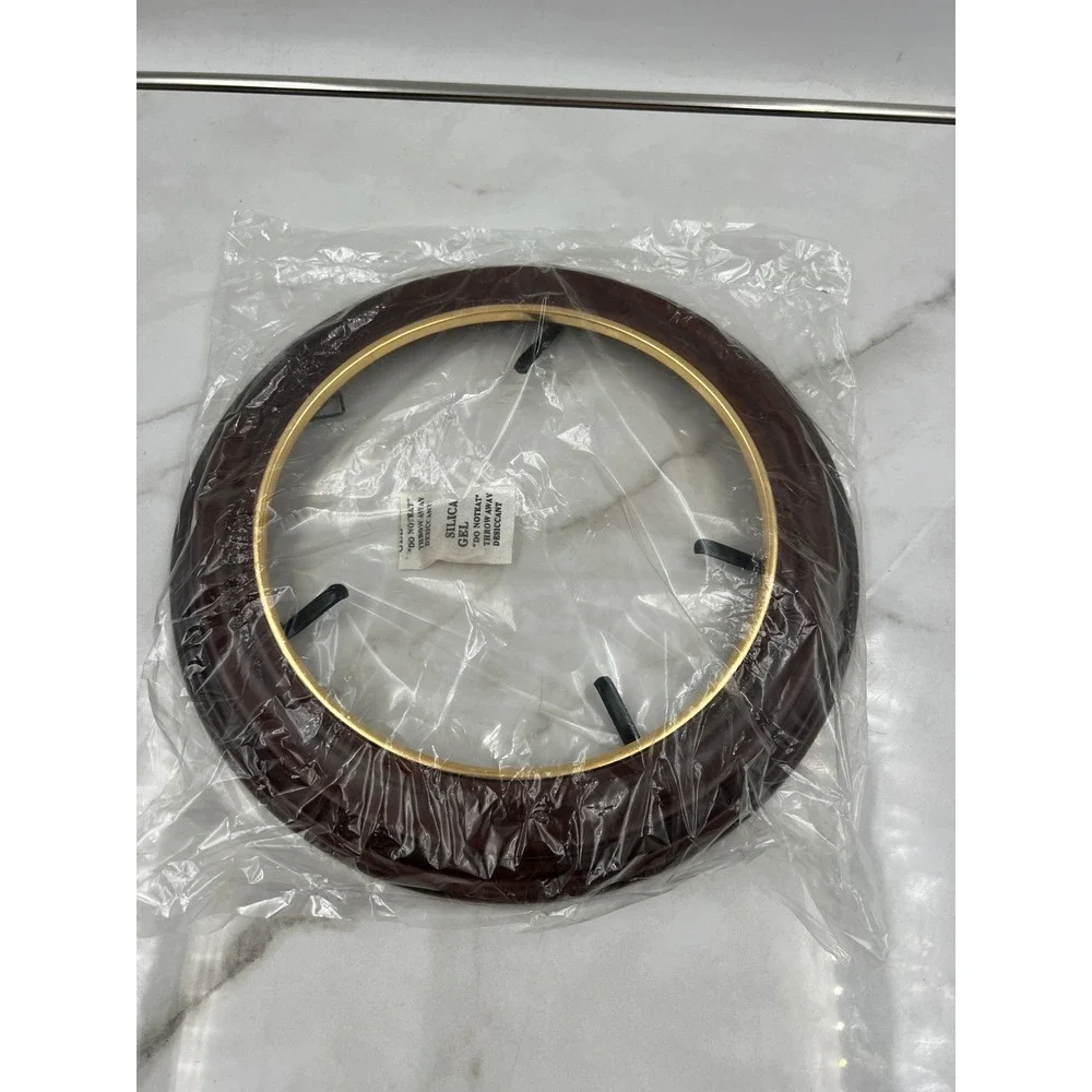 Van Hygan & Smythe Round Wood Tone Plate Frame Gold Trim 11.25 Inch CS95